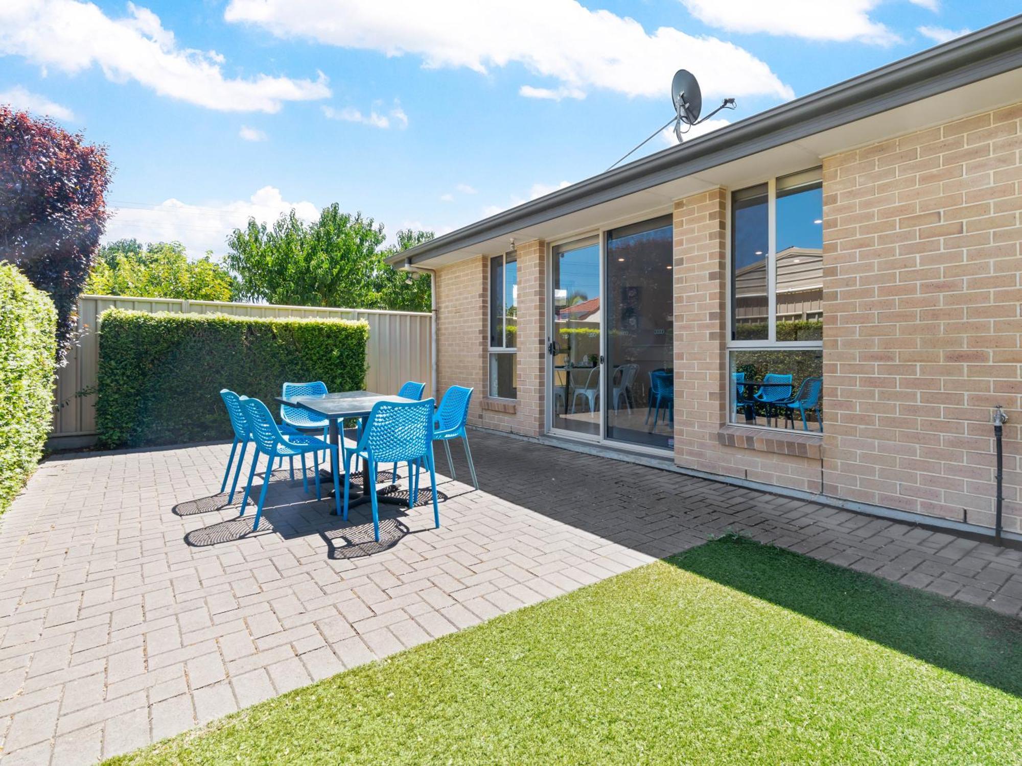 No Stairs, Big House, Garage Richmond Residence 2 Adelaide Exterior photo